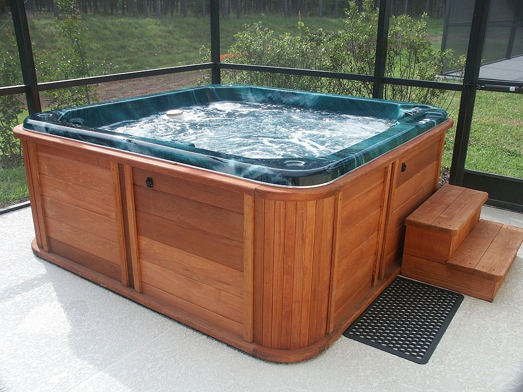 Spa Tub Manufacturer in Delhi